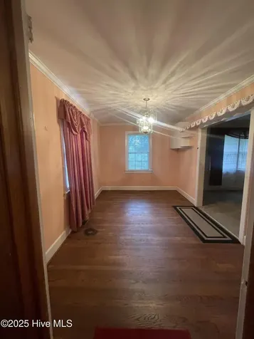 707 Cameron Drive Kinston NC 28501