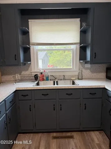 105 Rhodes Street Williamston NC 27892