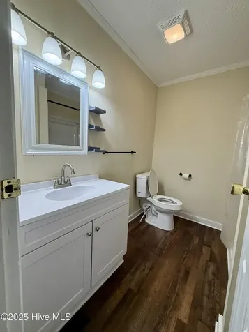 105 Rhodes Street Williamston NC 27892