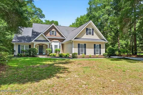 8985 Woodbine Road SW Sunset Beach NC 28468