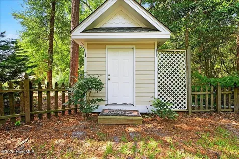 8985 Woodbine Road SW Sunset Beach NC 28468
