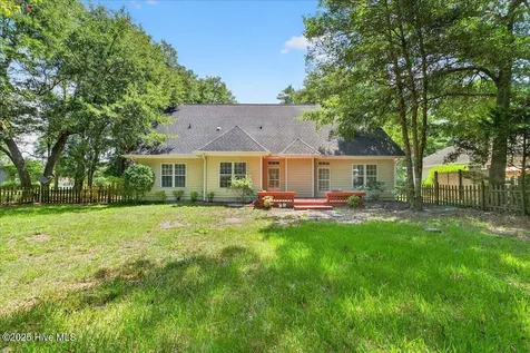 8985 Woodbine Road SW Sunset Beach NC 28468