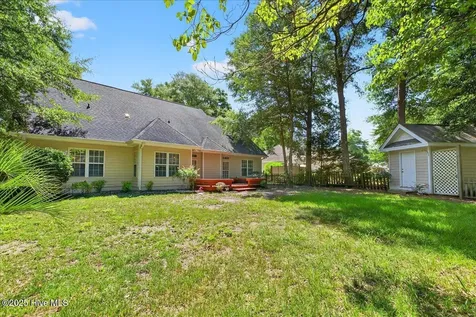 8985 Woodbine Road SW Sunset Beach NC 28468