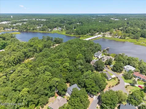 8985 Woodbine Road SW Sunset Beach NC 28468