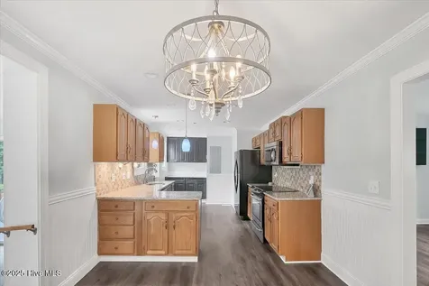 825 N Saylor Street Southern Pines NC 28387