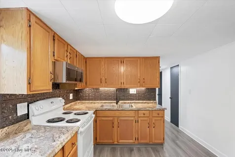 825 N Saylor Street Southern Pines NC 28387
