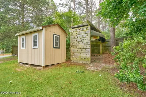 825 N Saylor Street Southern Pines NC 28387