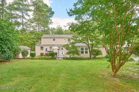 825 N Saylor Street Southern Pines NC 28387