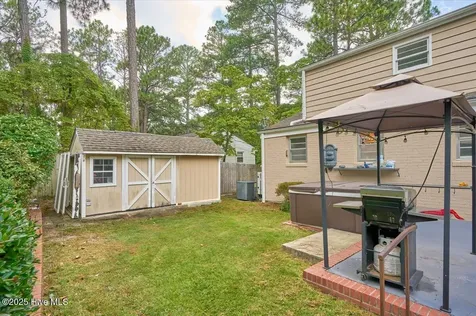 825 N Saylor Street Southern Pines NC 28387