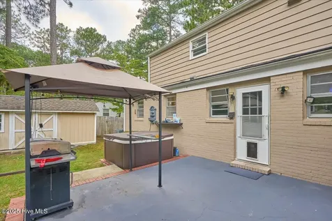 825 N Saylor Street Southern Pines NC 28387