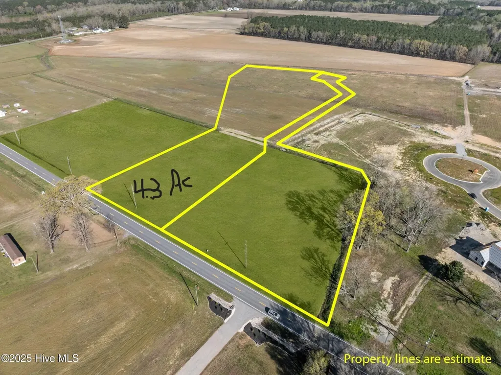 2293 Nc 102 E Ayden NC 28513