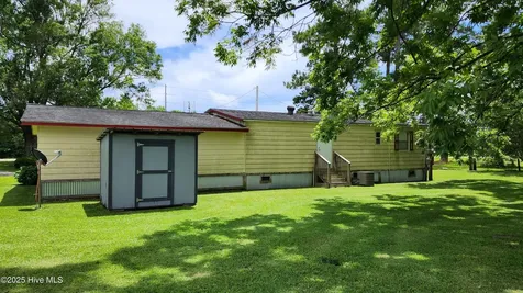 1948 Antioch Church Road Whiteville NC 28472