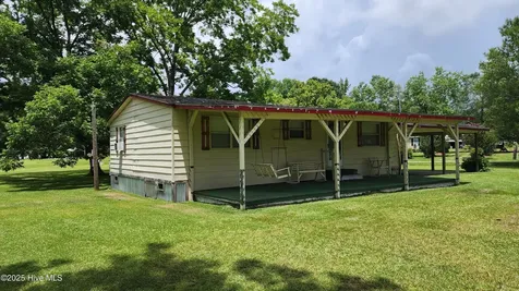 1948 Antioch Church Road Whiteville NC 28472