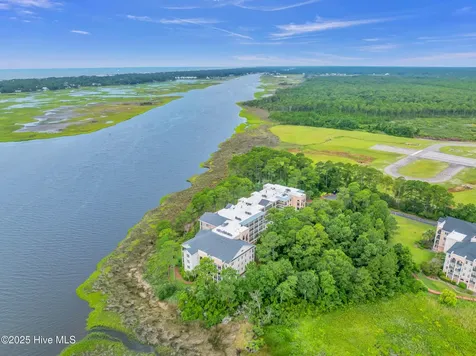 2100 Marsh Grove Lane Southport NC 28461
