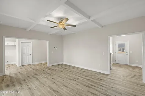 909 Wild Azalea Way Hubert NC 28539