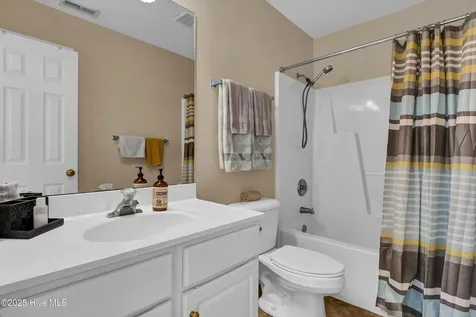 4615 Mcclelland Drive Wilmington NC 28405