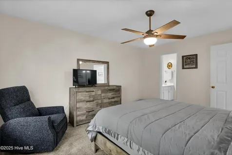 4615 Mcclelland Drive Wilmington NC 28405