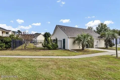 4615 Mcclelland Drive Wilmington NC 28405
