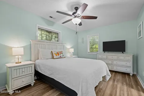 412 Wild Cherry Lane Emerald Isle NC 28594