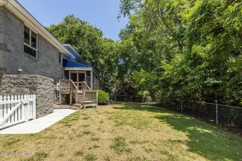 412 Wild Cherry Lane Emerald Isle NC 28594