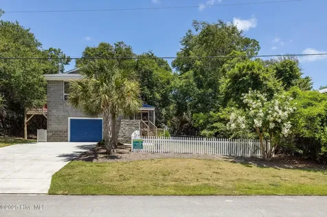 412 Wild Cherry Lane Emerald Isle NC 28594