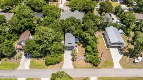 412 Wild Cherry Lane Emerald Isle NC 28594