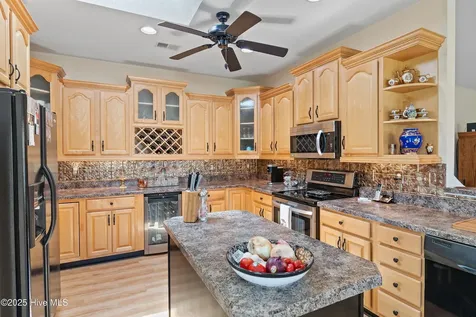 186 Ravennaside Drive NW Calabash NC 28467