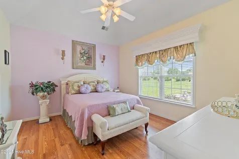 186 Ravennaside Drive NW Calabash NC 28467