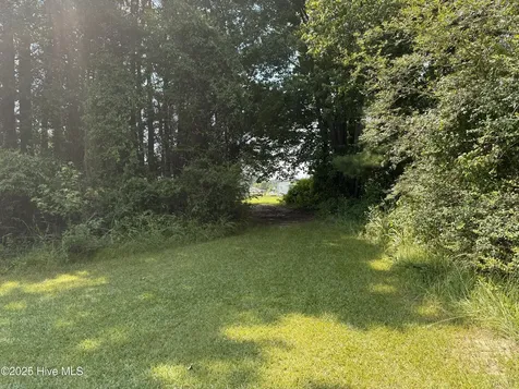 1985 W Main Street Williamston NC 27892