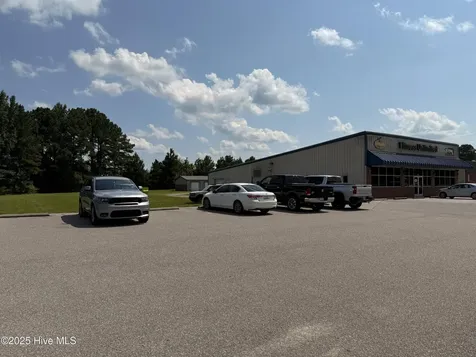 1985 W Main Street Williamston NC 27892