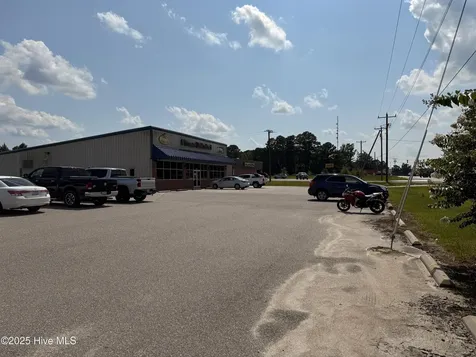 1985 W Main Street Williamston NC 27892