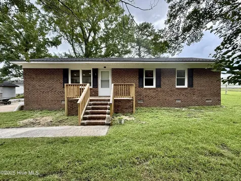 104 Staton Street Everetts NC 27825