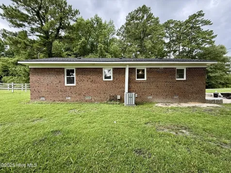 104 Staton Street Everetts NC 27825
