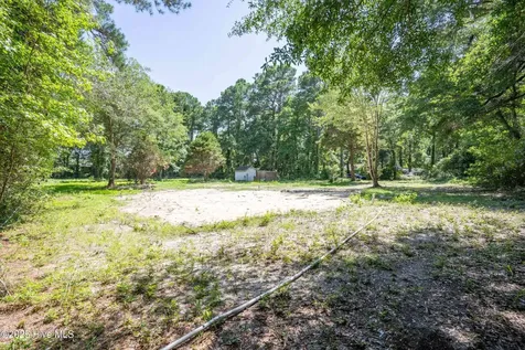 1305 Burnett Road Wilmington NC 28409