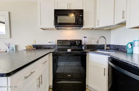 1615 Lake Park Boulevard S Carolina Beach NC 28428