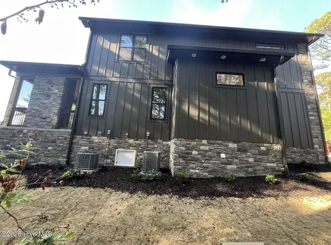 7 Goldenrod Drive Whispering Pines NC 28327