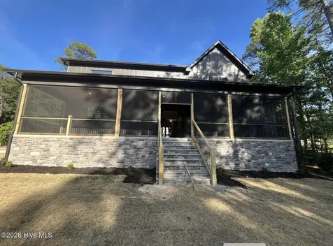 7 Goldenrod Drive Whispering Pines NC 28327