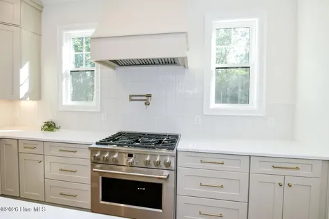 7 Goldenrod Drive Whispering Pines NC 28327
