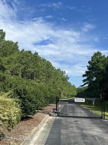 309 Garbacon Drive Beaufort NC 28516