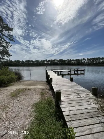 309 Garbacon Drive Beaufort NC 28516