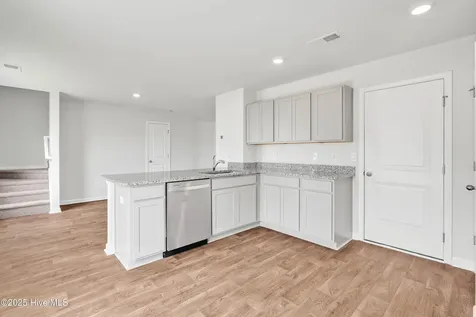 1526 W White Egret Lane NE Bolivia NC 28422