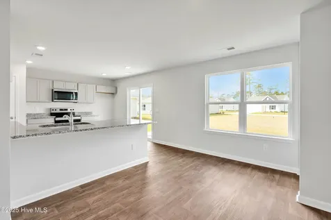 1526 W White Egret Lane NE Bolivia NC 28422