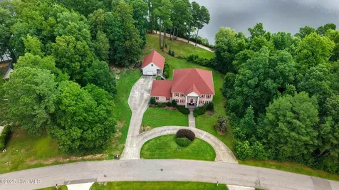 4904 Pebble Beach Circle N Wilson NC 27896