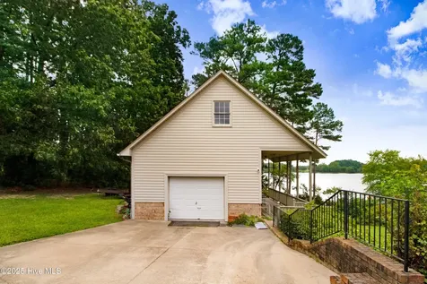 4904 Pebble Beach Circle N Wilson NC 27896