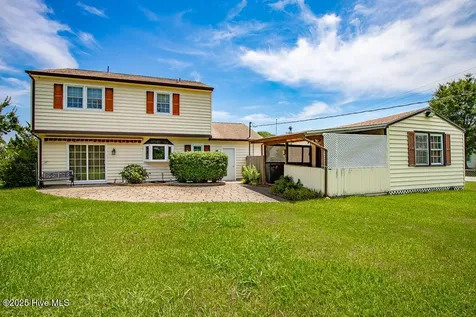 301 Murdoch Road Newport NC 28570