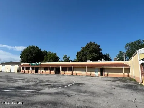 109 Henderson Drive Jacksonville NC 28540