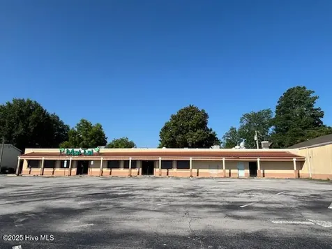 109 Henderson Drive Jacksonville NC 28540