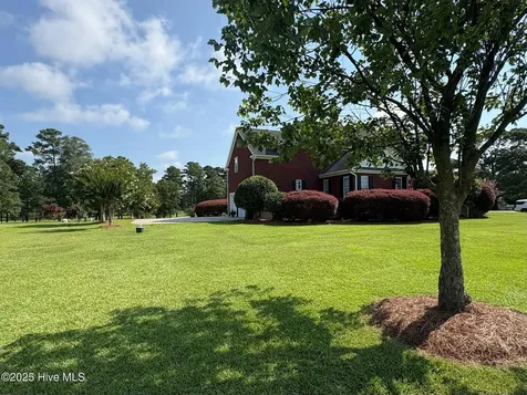 25 Muirfield Drive Whiteville NC 28472