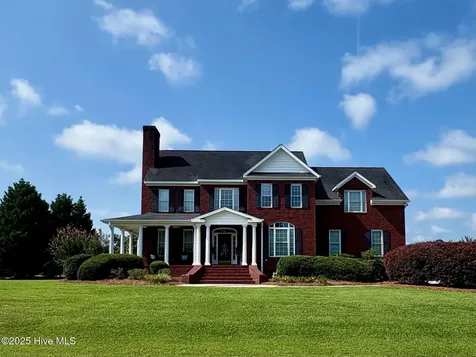 25 Muirfield Drive Whiteville NC 28472