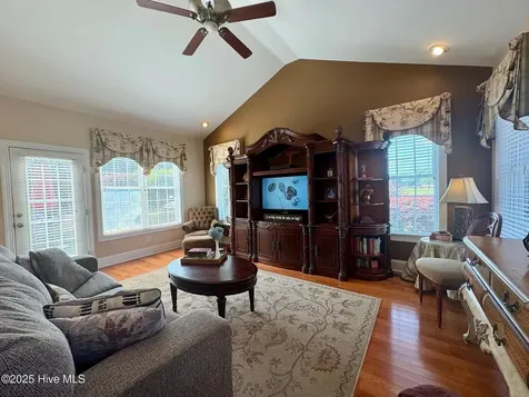 25 Muirfield Drive Whiteville NC 28472